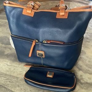 Dooney & Bourke Tote & Cosmetic bag